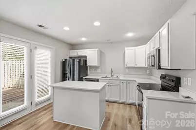 10142 Forest Landing Drive, Charlotte, NC 28213 - Photo 18