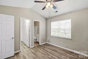 10142 Forest Landing Dr, Charlotte, NC 28213 - Photo 10