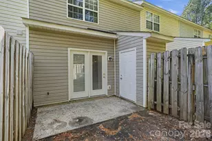 10142 Forest Landing Dr, Charlotte, NC 28213 - Photo 32