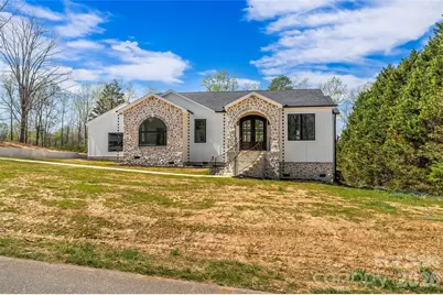 2714 Sides Avenue, Connelly Springs, NC 28612 - Photo 2