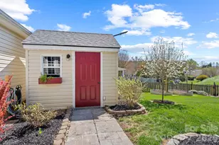 307 Roxbury Pl, Arden, NC 28704 - Photo 4