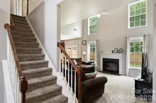 2515 Godsey Wood Dr, Charlotte, NC 28213 - Photo 12