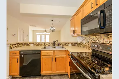 4055 Center Place Drive, Harrisburg, NC 28075 - Photo 8