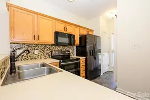 4055 Ctr Pl Dr, Harrisburg, NC 28075 - Photo 6