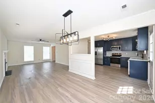 11118 Gold Pan Rd, Charlotte, NC 28215 - Photo 14