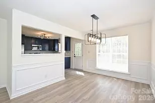 11118 Gold Pan Rd, Charlotte, NC 28215 - Photo 12