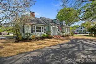 3114 N Center St, Hickory, NC 28601 - Photo 2