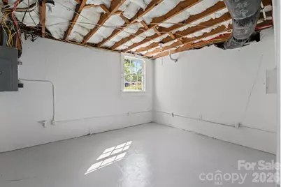 3114 N Center Street, Hickory, NC 28601 - Photo 32