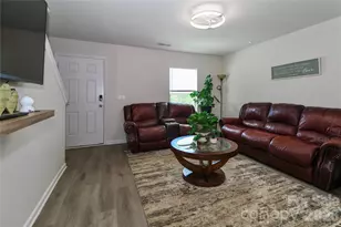 162 4 Andrews Dr, Harmony, NC 28634 - Photo 4