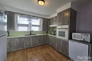 4207 Section House Rd, Hickory, NC 28601 - Photo 10