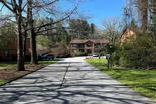 1763 Haywood Manor Rd, Hendersonville, NC 28791 - Photo 2