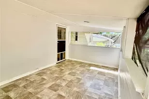 1207 Gidney St, Shelby, NC 28150 - Photo 6