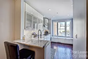 343 W 7th St, Charlotte, NC 28202 - Photo 2