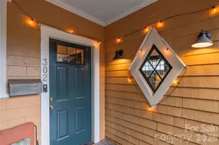 302 Hillside St, Asheville, NC 28801 - Photo 6