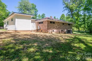 2073 Mauney Rd, Bessemer City, NC 28016 - Photo 6