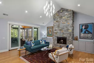 255 Dalhousie Ct, Flat Rock, NC 28731 - Photo 10