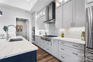 82212 Standing Oak Dr, Charlotte, NC 28278 - Photo 8