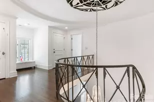 1930 Queens Rd W, Charlotte, NC 28207 - Photo 16