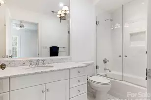 1930 Queens Rd W, Charlotte, NC 28207 - Photo 20