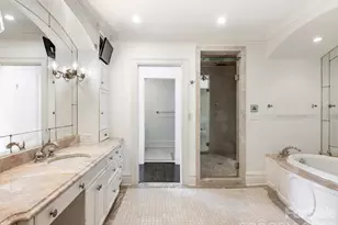 1930 Queens Rd W, Charlotte, NC 28207 - Photo 18