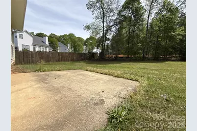 10218 Ridgewell Court, Charlotte, NC 28215 - Photo 20