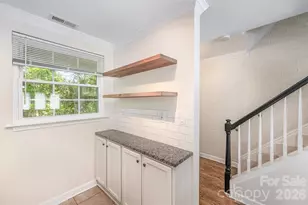 1218 Green Oaks Ln, Charlotte, NC 28205 - Photo 12