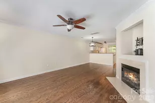 1218 Green Oaks Ln, Charlotte, NC 28205 - Photo 4