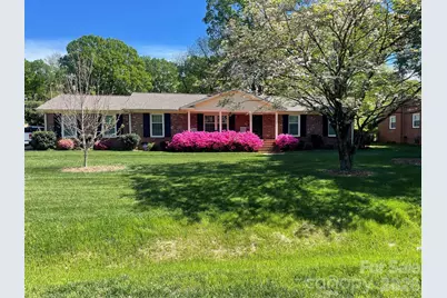 5022 Cheviot Road, Charlotte, NC 28269 - Photo 2