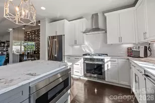 1241 Cotswold Pl, Charlotte, NC 28211 - Photo 8