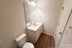 8321 Candlenut Ln, Charlotte, NC 28215 - Photo 22