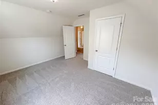 8321 Candlenut Ln, Charlotte, NC 28215 - Photo 14