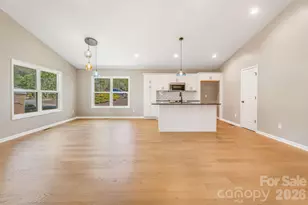 1196 Crabtree Rd, Waynesville, NC 28785 - Photo 10