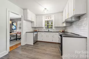 1940 Lansdale Dr, Charlotte, NC 28205 - Photo 8