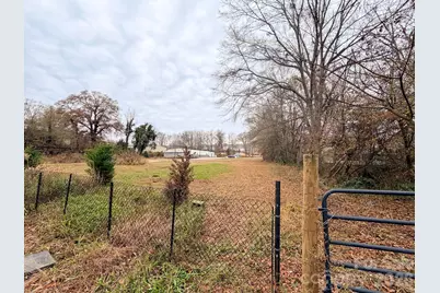 2738B Poinsett Highway, Greenville, SC 29609 - Photo 8