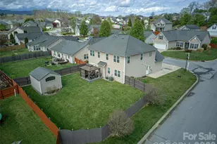 222 Haw River Rd, Fletcher, NC 28732 - Photo 8