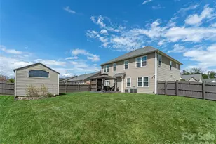 222 Haw River Rd, Fletcher, NC 28732 - Photo 4