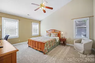 9200 Brightleaf Pl, Charlotte, NC 28269 - Photo 12