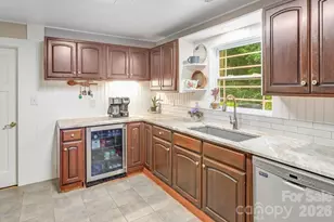 3 Odie Ln, Candler, NC 28715 - Photo 10