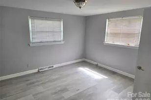 7222 Melody Ln, Charlotte, NC 28214 - Photo 14