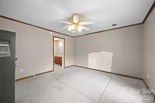 6582 Hoot Owls Hollow Rd, Hickory, NC 28602 - Photo 18