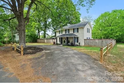 500 Boger Street, Mooresville, NC 28115 - Photo 2