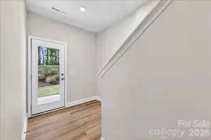 7925 Cedarsmith Ct, Charlotte, NC 28217 - Photo 4