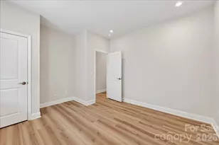 7925 Cedarsmith Ct, Charlotte, NC 28217 - Photo 8