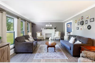 122 Crestwood Drive, Chester, SC 29706 - Photo 6