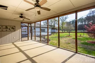 167 Southwood Dr, Statesville, NC 28677 - Photo 24