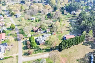 167 Southwood Dr, Statesville, NC 28677 - Photo 6
