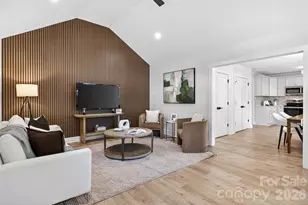 309 W Gold St, Kings Mountain, NC 28086 - Photo 8