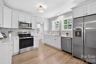 309 W Gold Street, Kings Mountain, NC 28086 - Photo 4