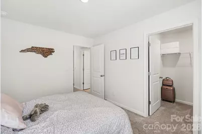 8133 Clairwood Drive, Charlotte, NC 28269 - Photo 14