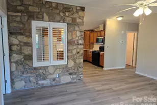 1731 Lakeview Dr, Statesville, NC 28677 - Photo 2